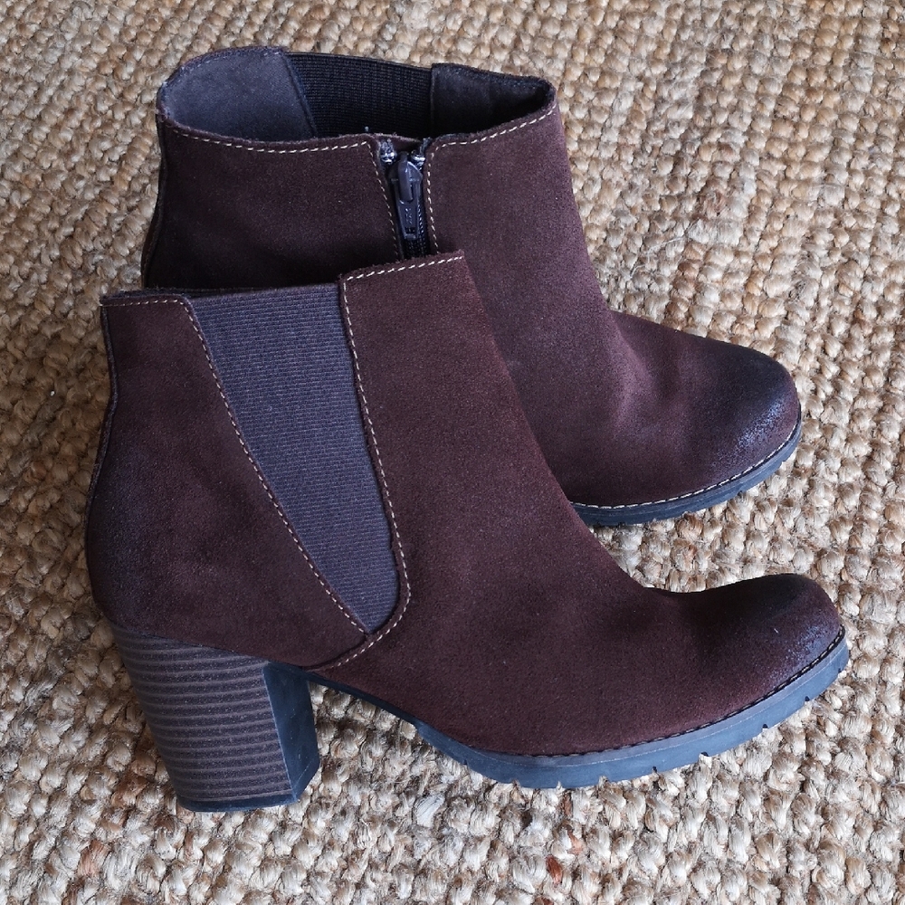 Clarks suede ankle boots